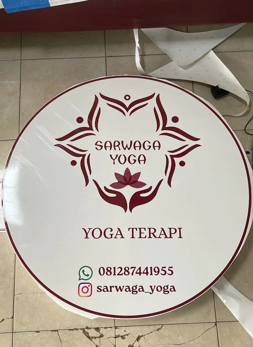 Papan Nama Custom Sarwaga Yoga untuk Studio di Serpong