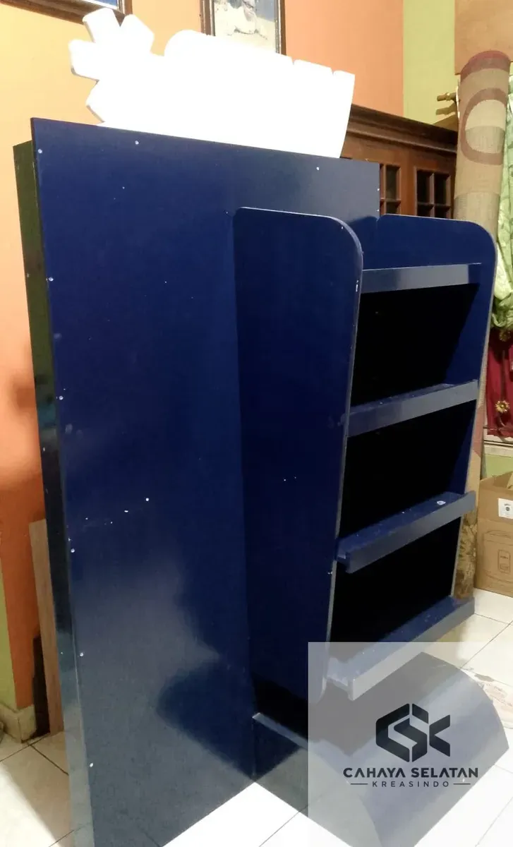 Rak Display Custom Grivy untuk Retail di BSD City